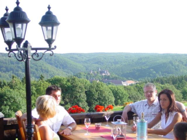 Hotel Und Gasthaus Rammelburg-Blick Friesdorf Exterior photo